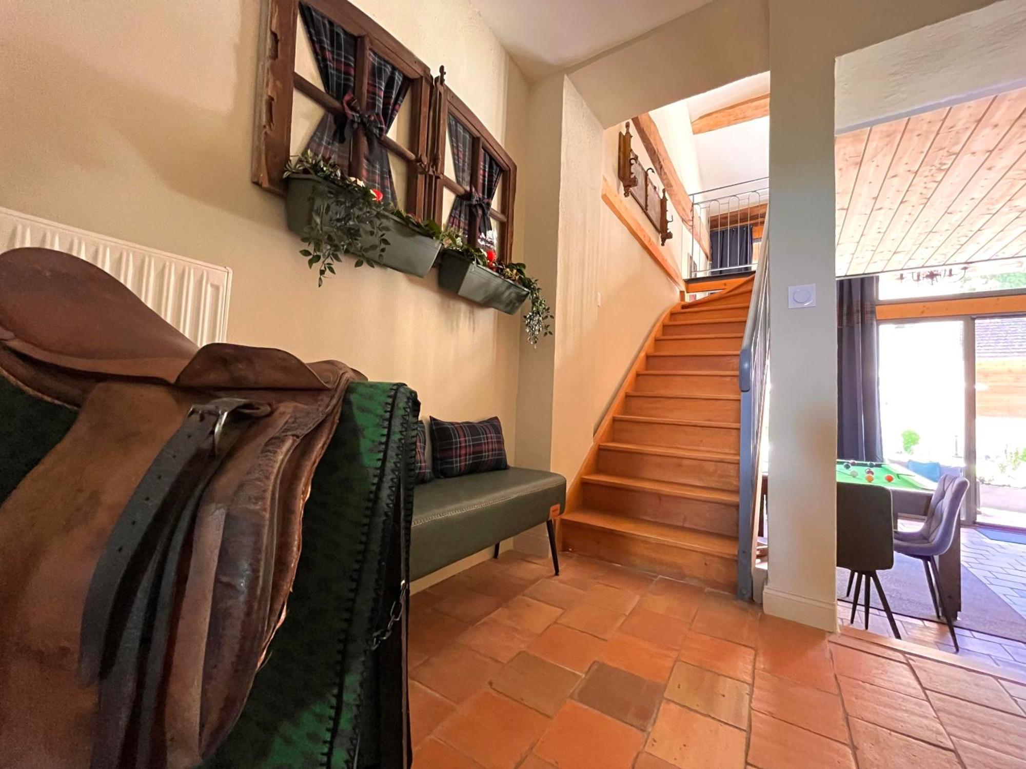 Le Repaire De L'ecuyer Apartment Pont-dʼAin